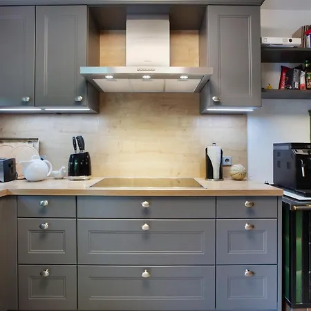 Amadeus Black Forest Mountain Mattle